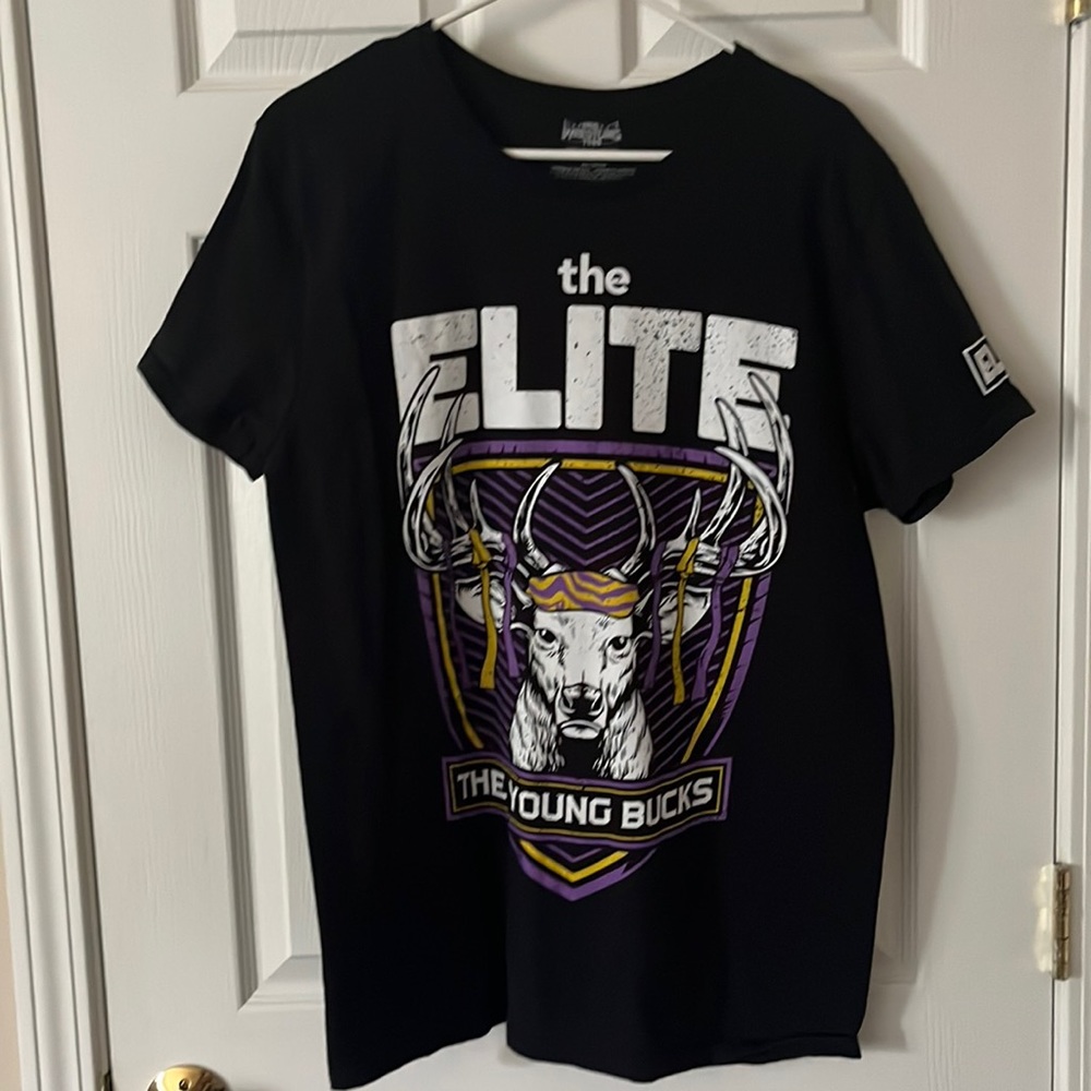 Pro wrestling tees